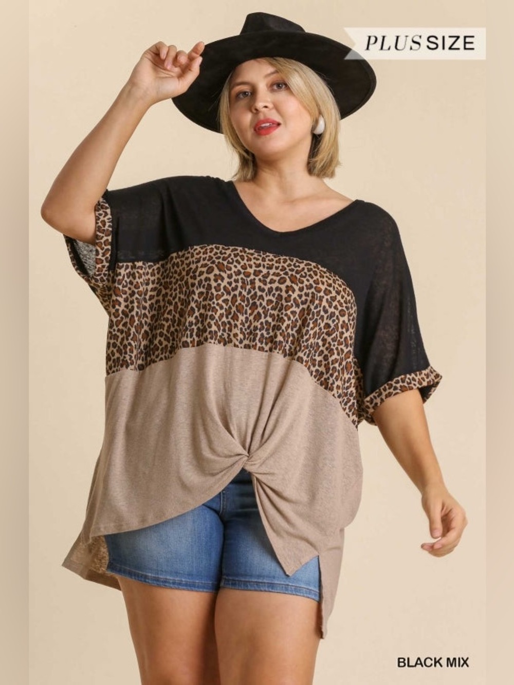 Umgee Black & Leopard Short Sleeve Top w/ Front Knot Detail Shirt